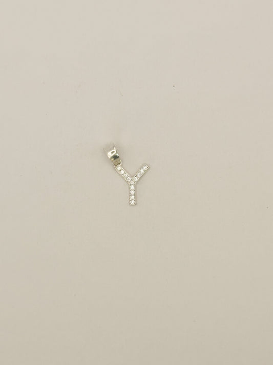 Dijes con Iniciales Brillantes