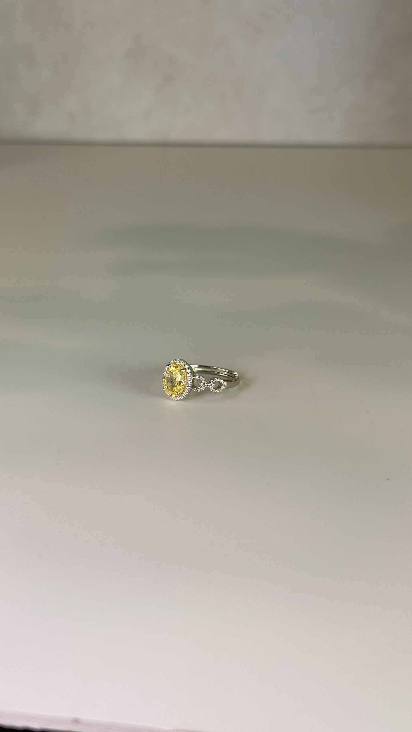 Anillo Sunny
