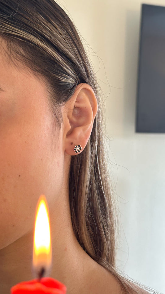 Aretes mini flor