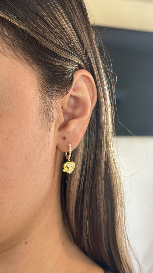 Argollas con dije corazón